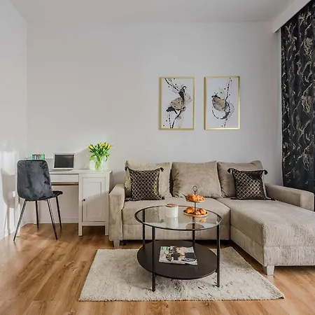 Beautiful Flat With Garage Lejlighed Łódź