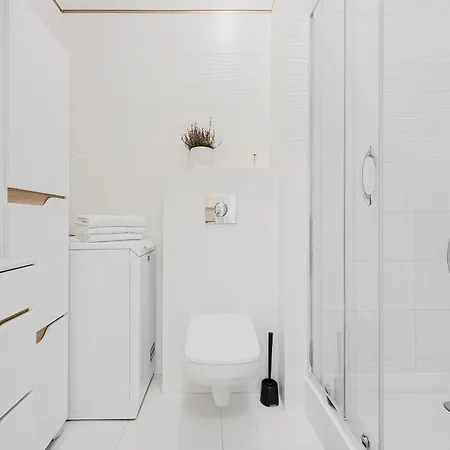 Beautiful Flat With Garage * Łódź